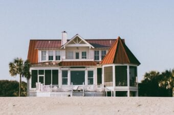 6 Tips for Those Looking to Make Their Summer Vacation a Real Estate Tax Write-Off