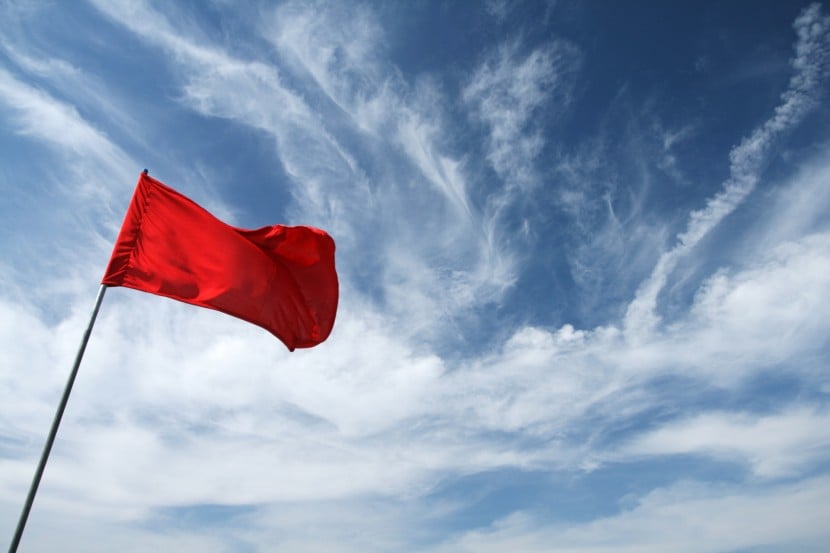 10 Glaring Red Flags That Indicate Your “Great Deal” May Be a Costly Scam