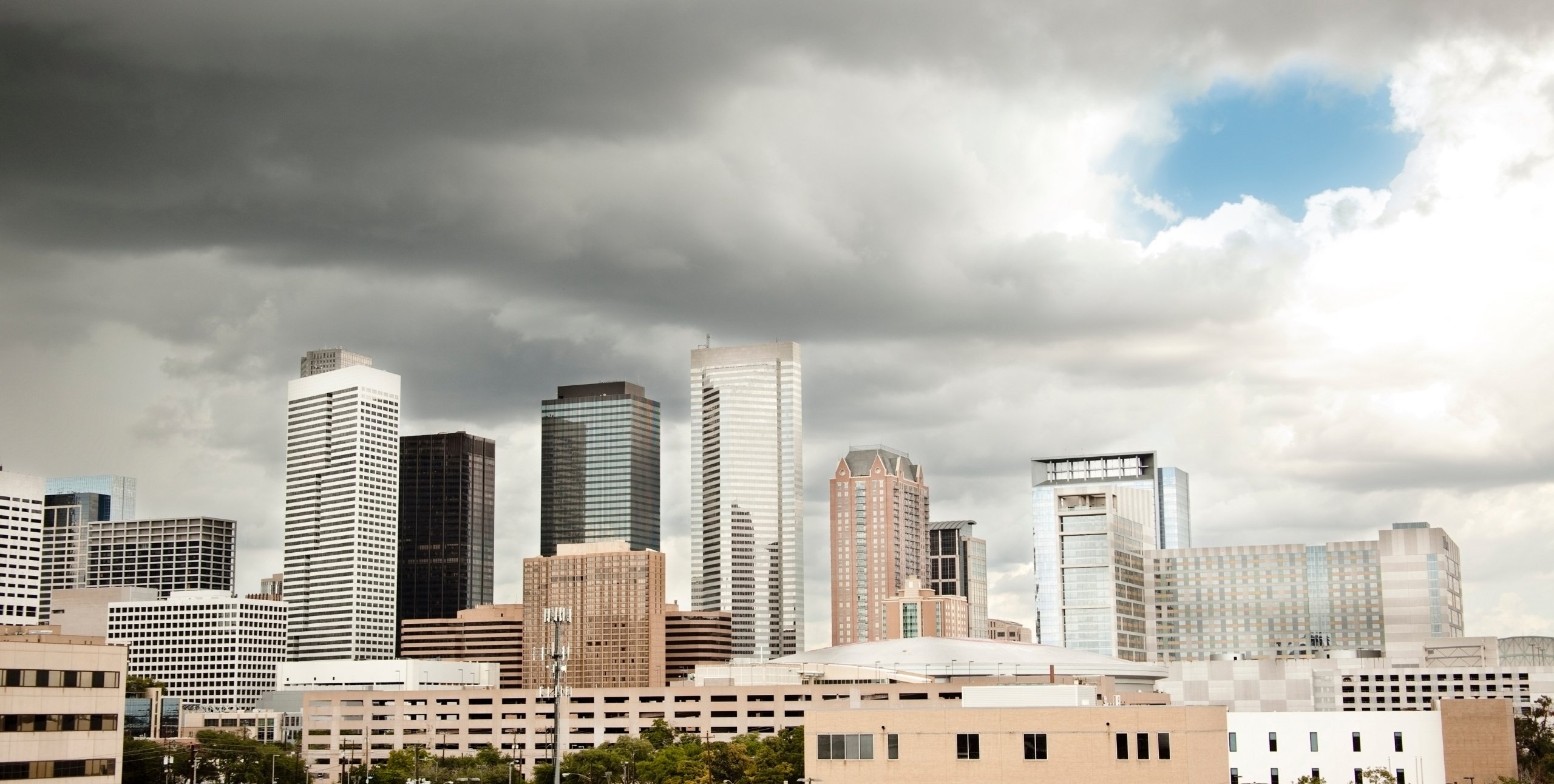 houston skyline before storm