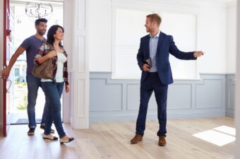 How to Show a Rental Property (6 Simple Steps)