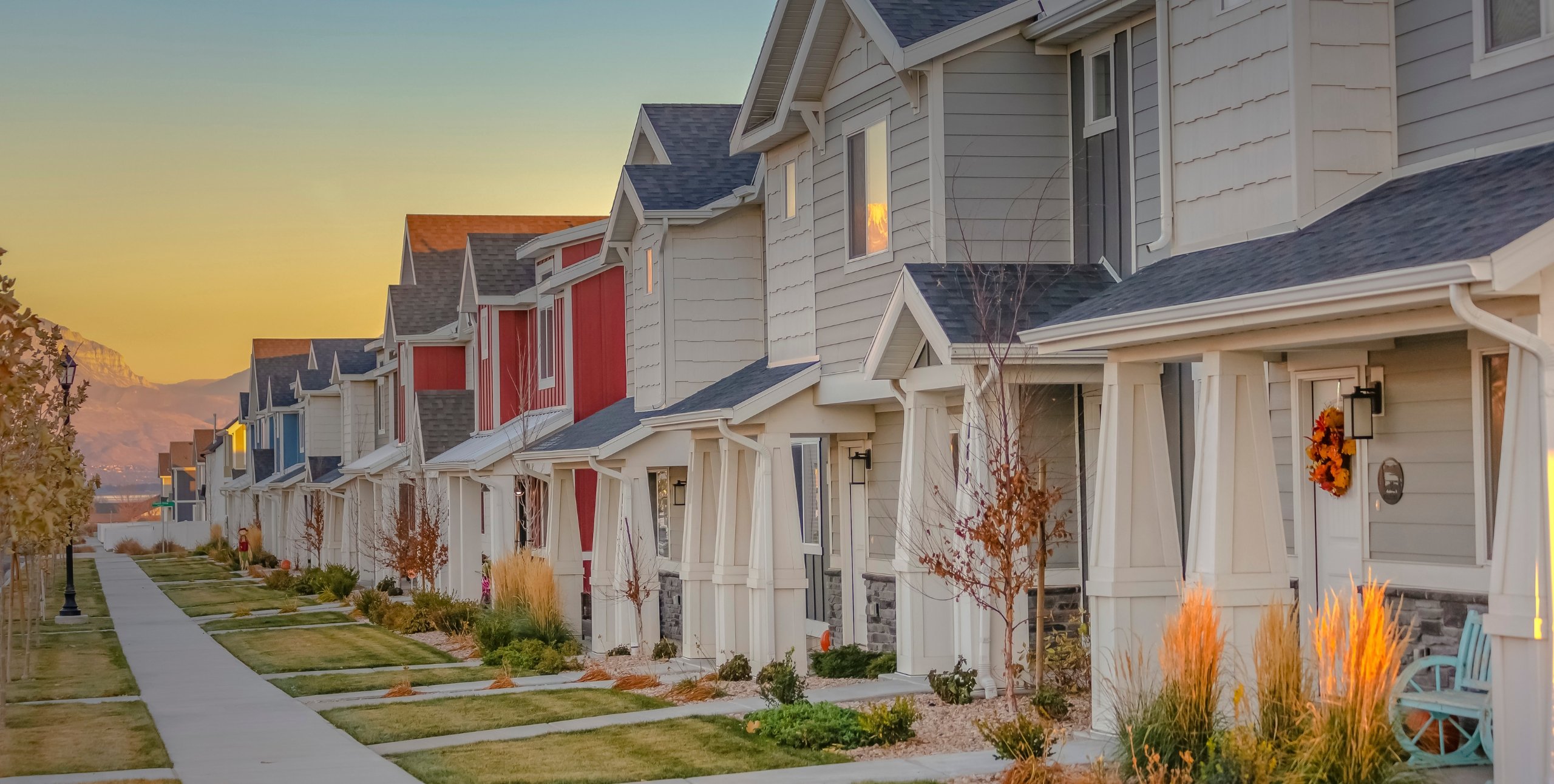 utah homes on a street