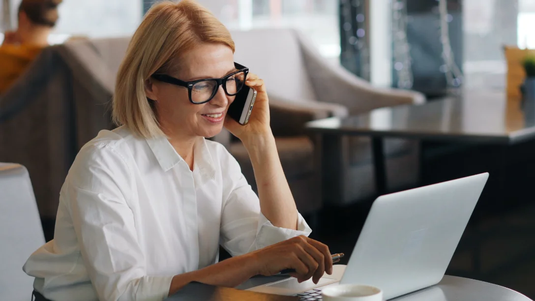 A lender on a call with an investor lead