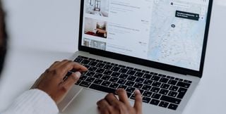 Airbnb's Algorithm: How Often Should You Update Your Listing?