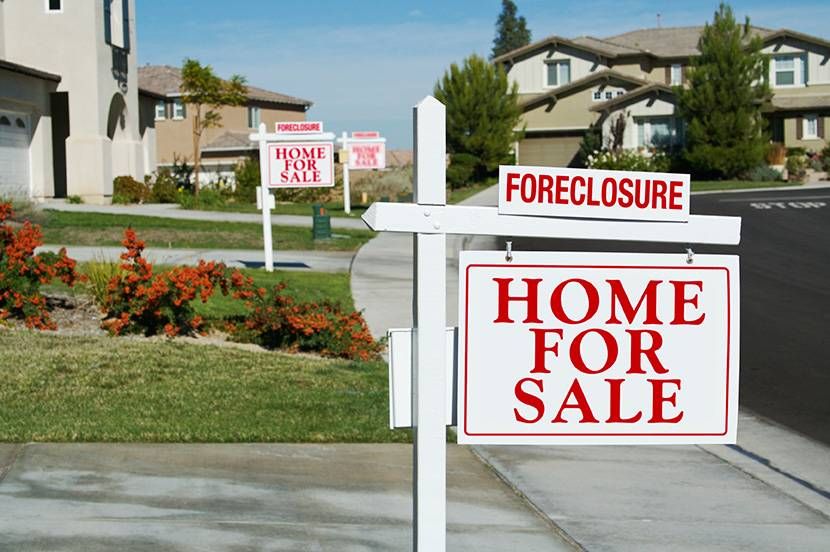 Foreclosures in the US Increase as COVID Cases Continue To Rise